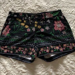 Women’s Old Navy Floral Shorts | Size 0